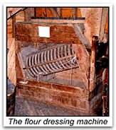 The flour dressing machine makes white flour